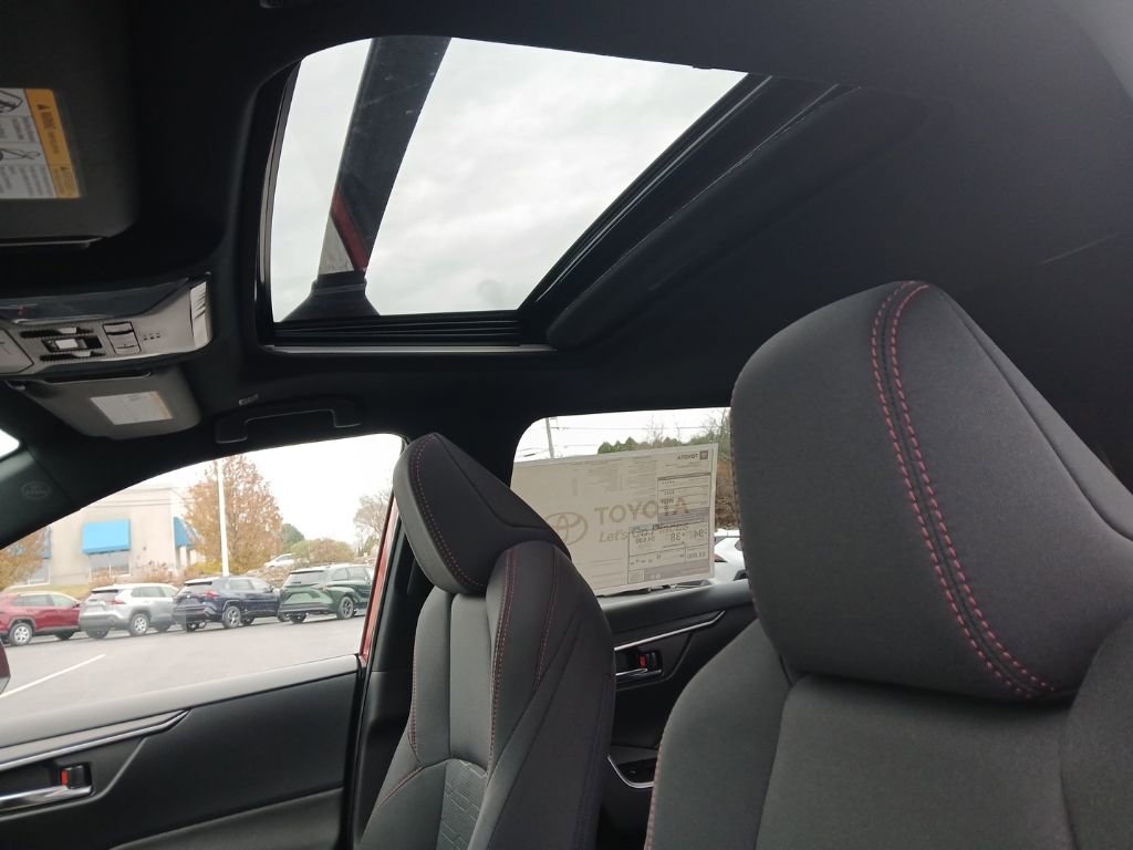 New 2025 Toyota RAV4 SE image 8