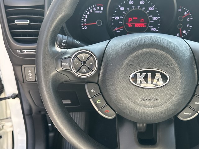 Used 2017 Kia Soul image 29