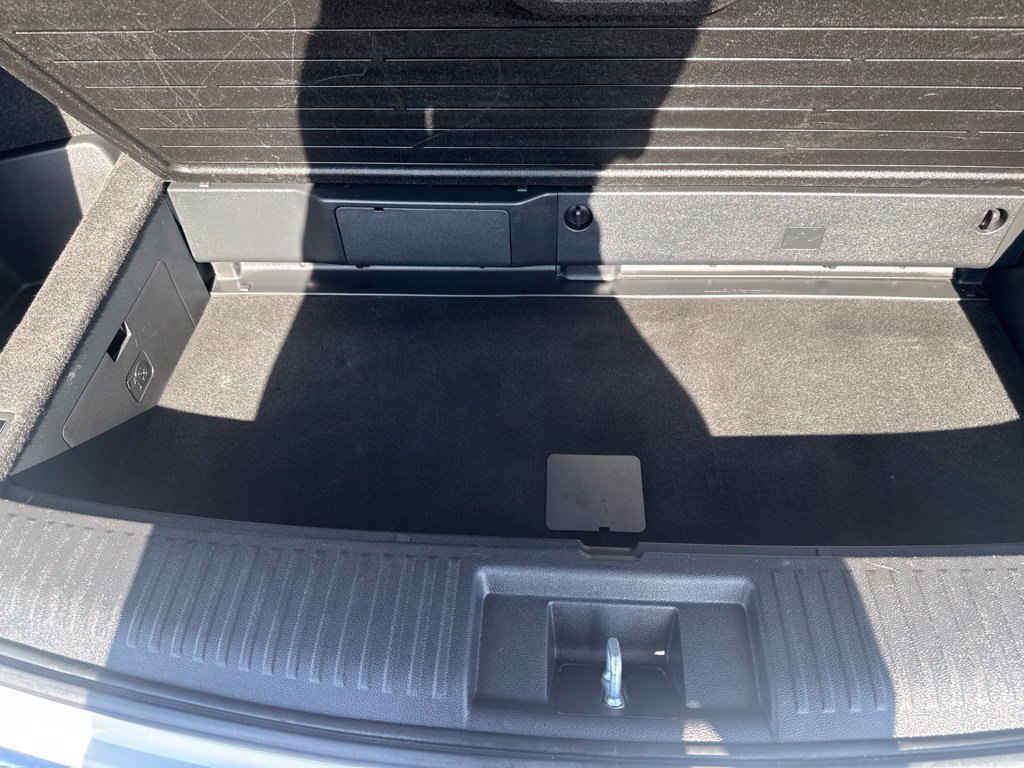 Used 2025 Acura MDX w/ Technology Package FWD image 31