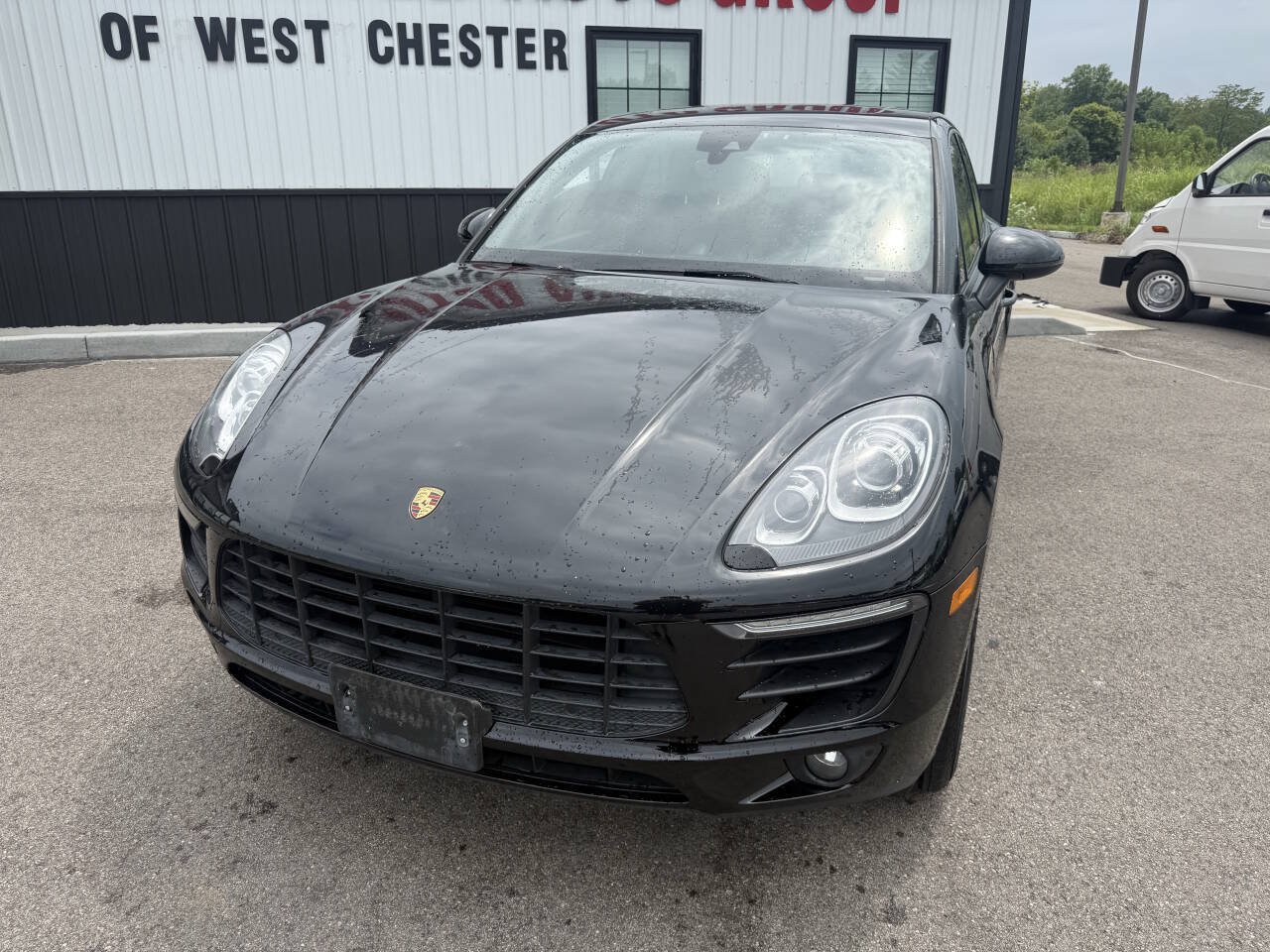 Used 2017 Porsche Macan AWD/4WD image 2