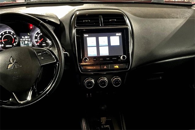 Used 2022 Mitsubishi Outlander Sport SE image 6