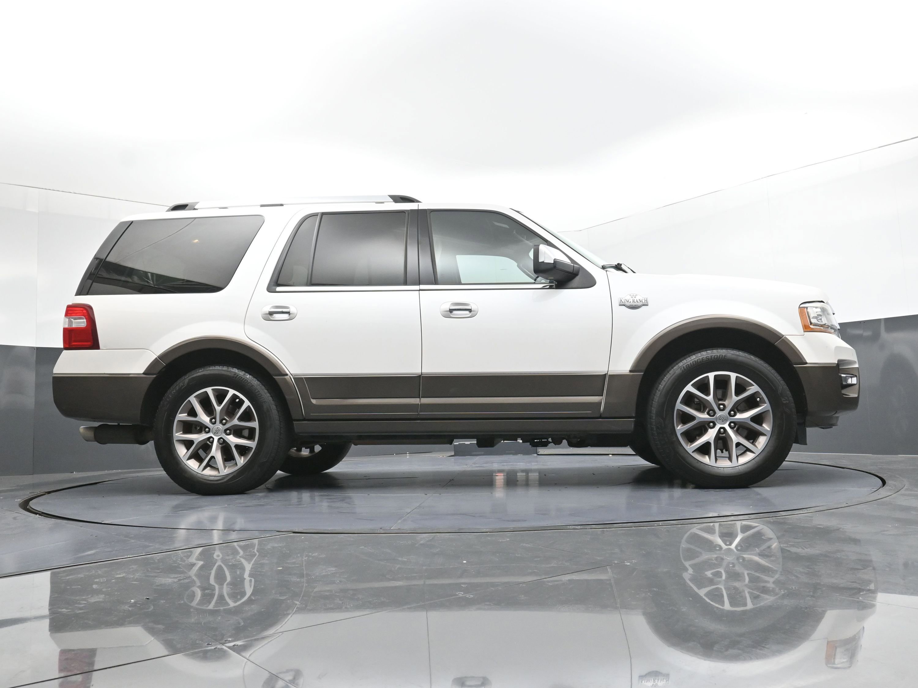 Used 2016 Ford Expedition King Ranch image 34