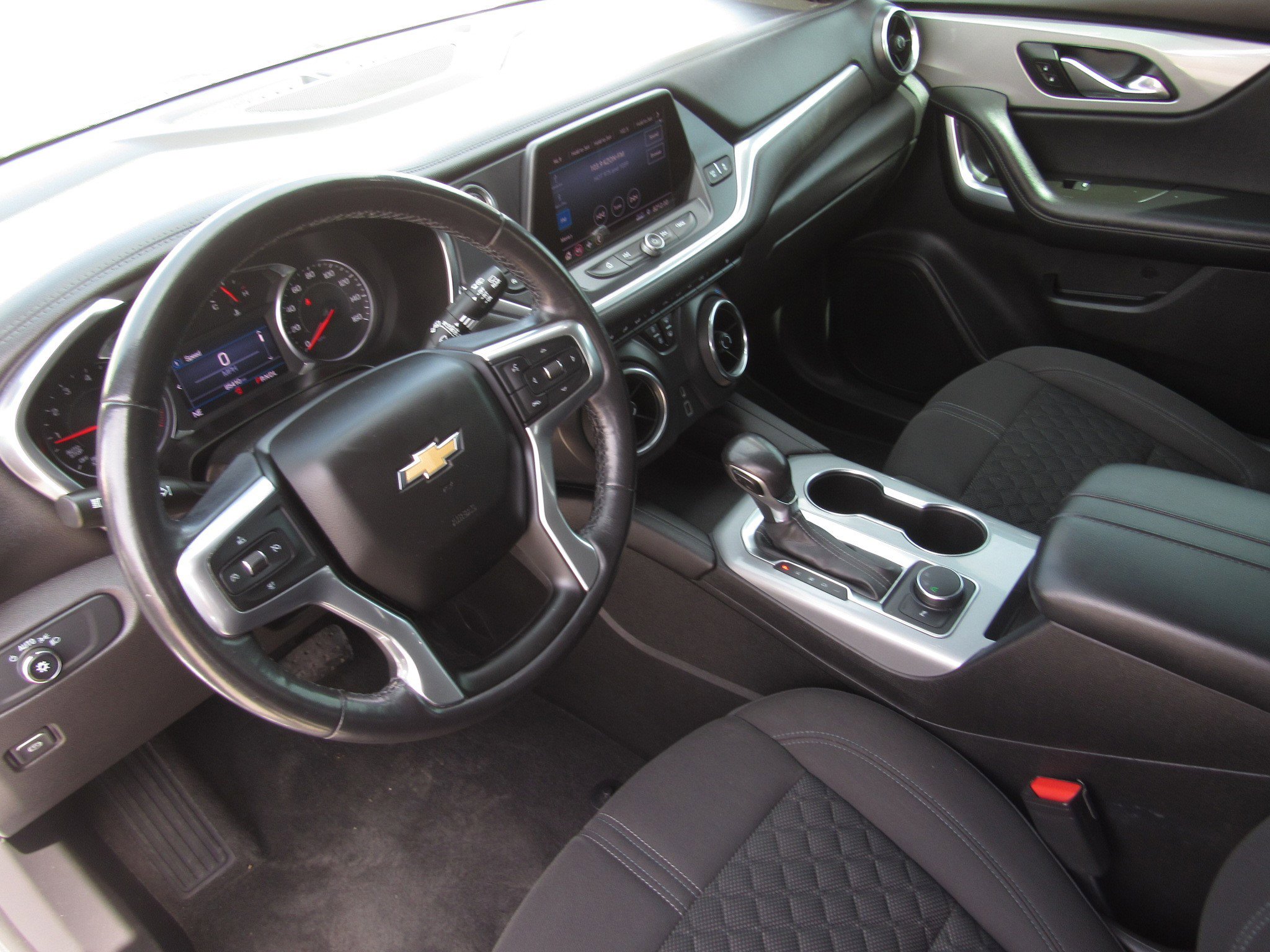 Used 2020 Chevrolet Blazer LT image 16