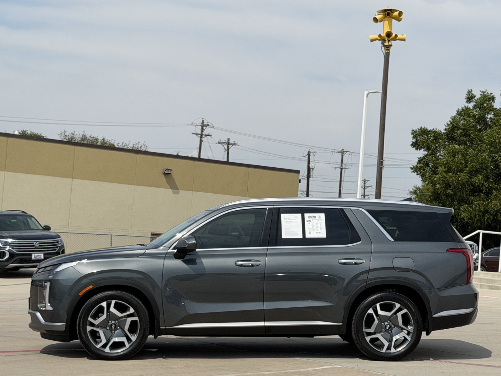 Used 2025 Hyundai Palisade SEL AWD/4WD image 7