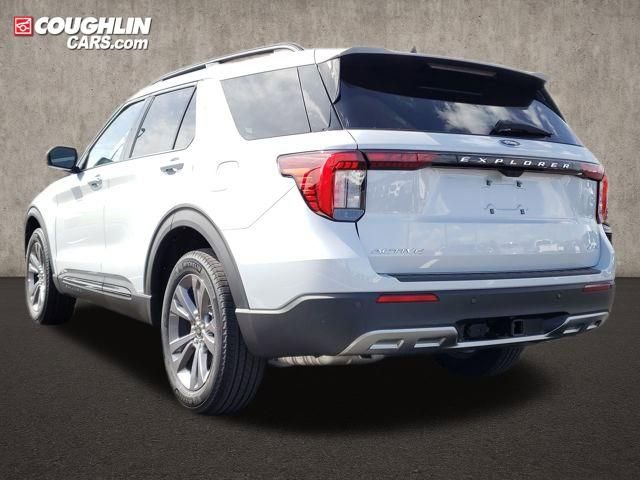 New 2026 Ford Explorer Active w/ Active Comfort Package image 6