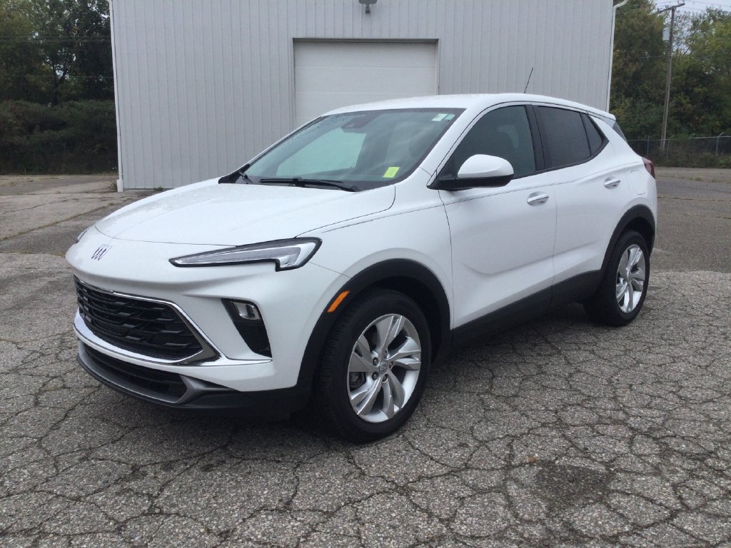 Used 2024 Buick Encore GX Preferred FWD image 3