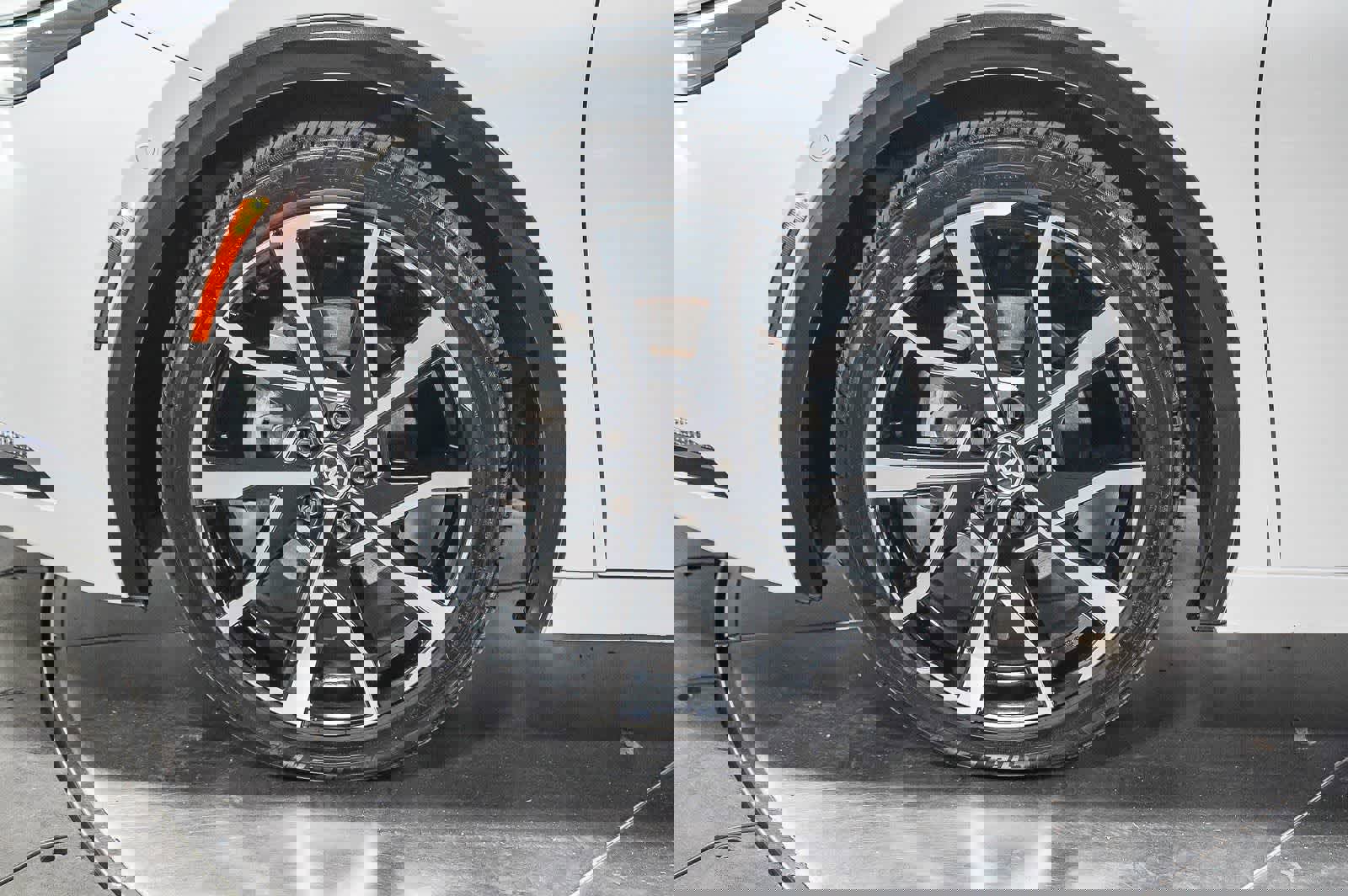 Used 2024 Toyota Prius Prime Premium w/ Advanced Technology Package image 9