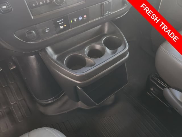 Used 2025 Chevrolet Express 3500 LS RWD image 18