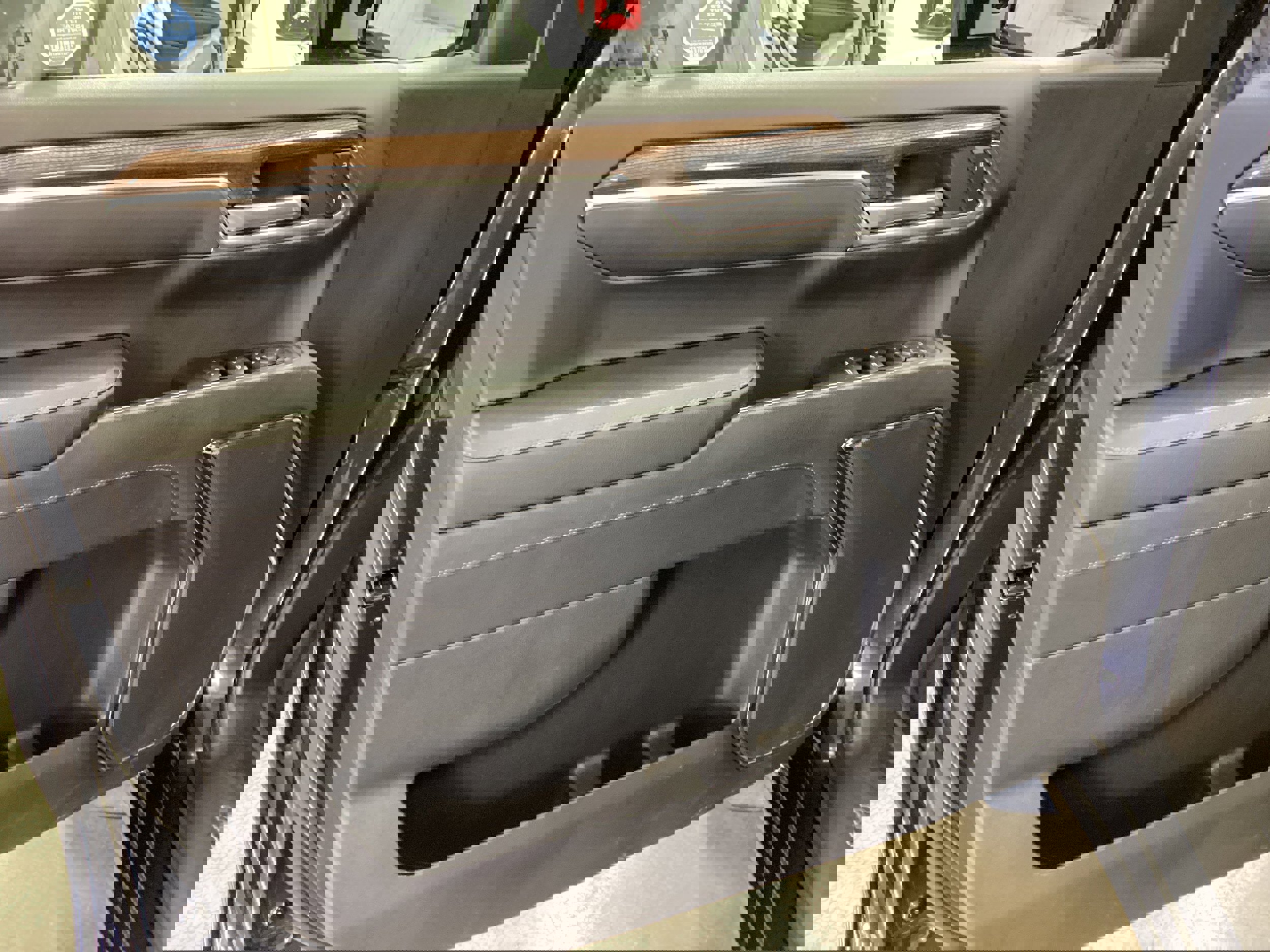 Used 2023 Chevrolet Silverado 1500 RST w/ Protection Package image 10