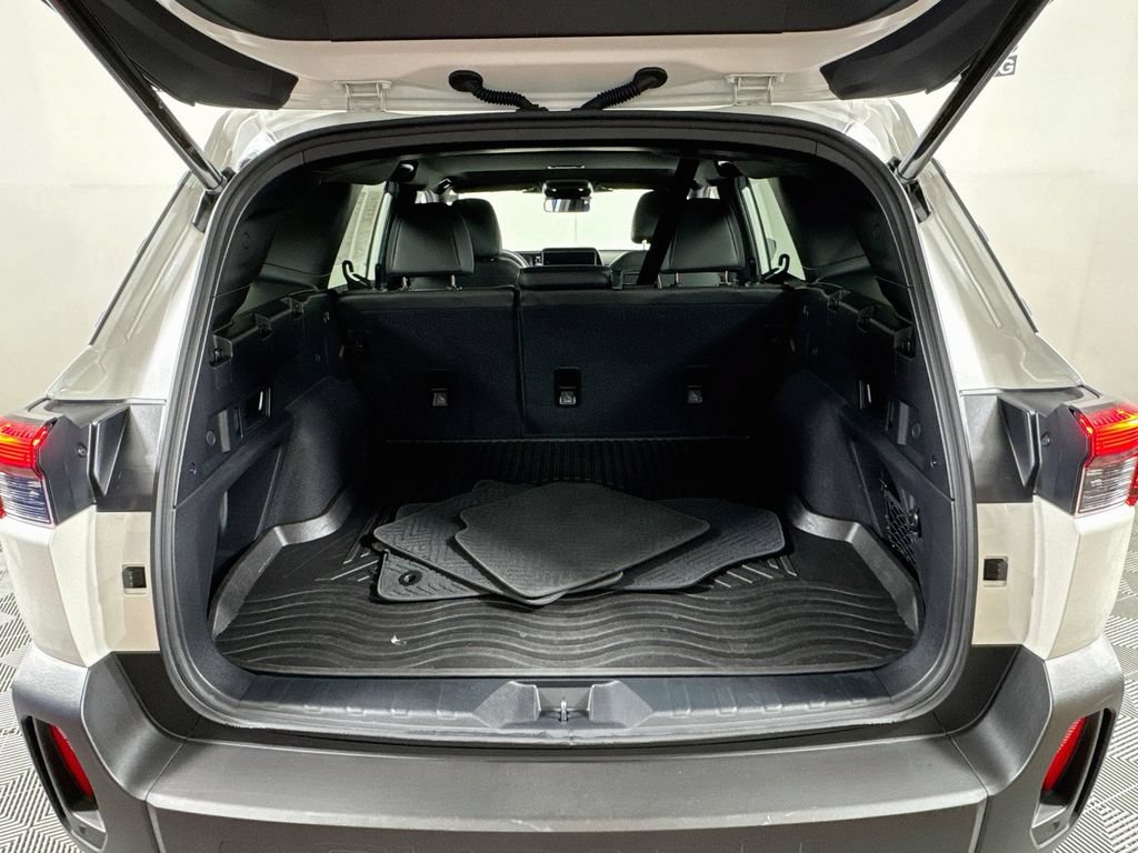 Used 2026 Subaru Outback Premium AWD/4WD image 27