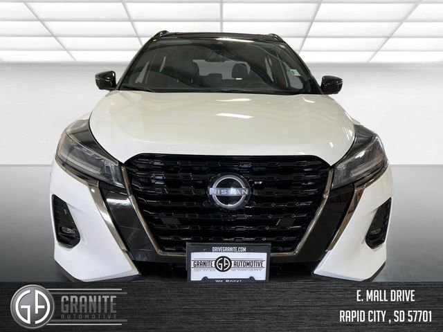 Used 2023 Nissan Kicks SR w/ SR Premium Package image 8