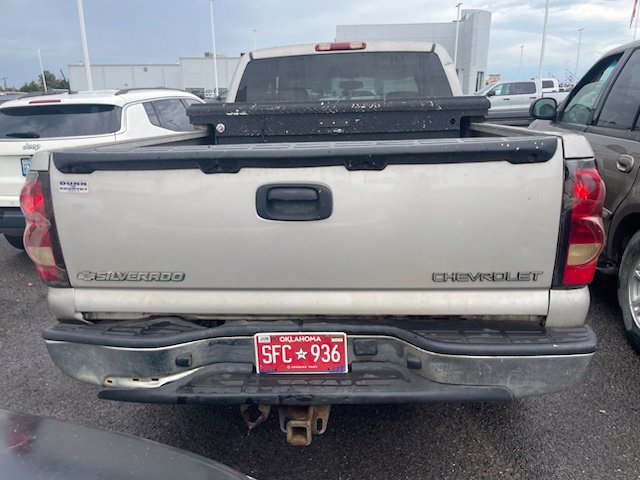 Used 2005 Chevrolet Silverado 1500 LS w/ Light Duty Power Package AWD/4WD image 8