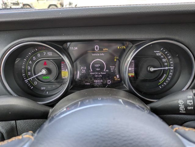 Used 2021 Jeep Wrangler Unlimited Sahara AWD/4WD image 28