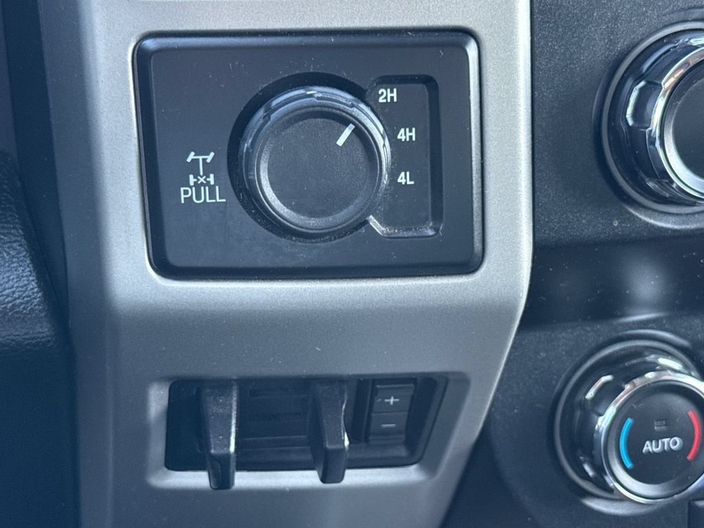 Used 2019 Ford F250 Lariat w/ Lariat Value Package AWD/4WD image 24