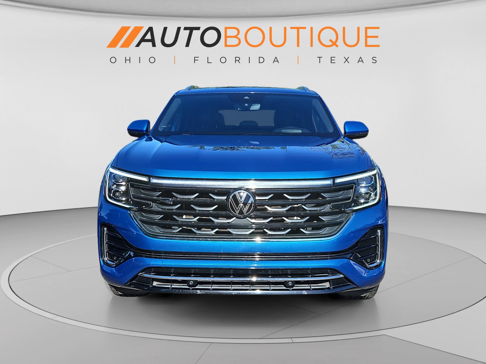 Used 2024 Volkswagen Atlas Cross Sport SEL R-Line AWD/4WD image 8