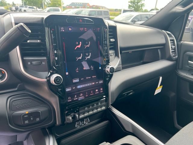 New 2026 RAM 2500 Big Horn AWD/4WD image 14