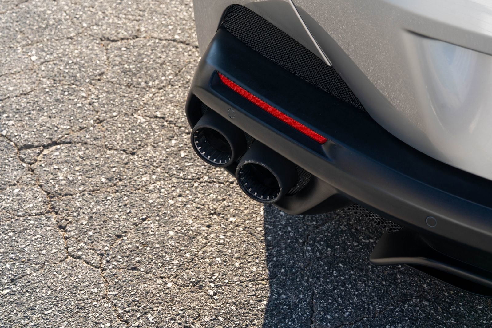 Used 2019 Ferrari Portofino image 19