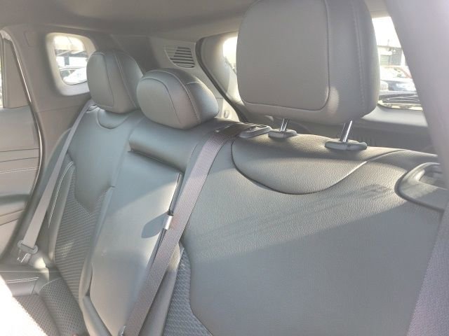 Used 2024 Jeep Compass Latitude w/ Sun and Sound Group image 25