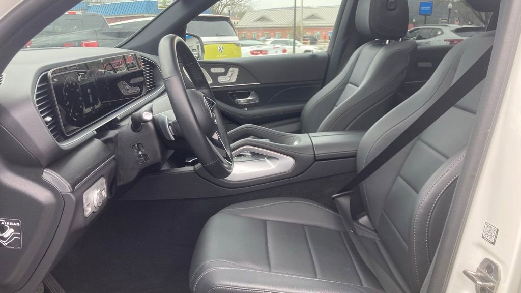 Used 2025 Mercedes-Benz GLE 450e 4MATIC image 9