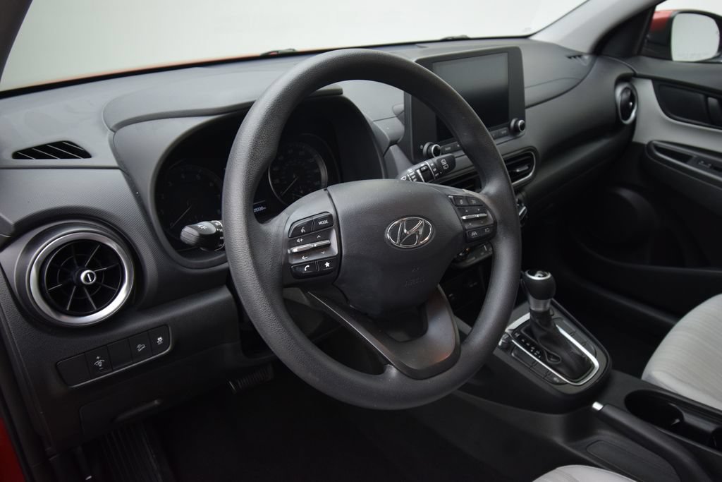 Used 2022 Hyundai Kona SEL AWD/4WD image 15