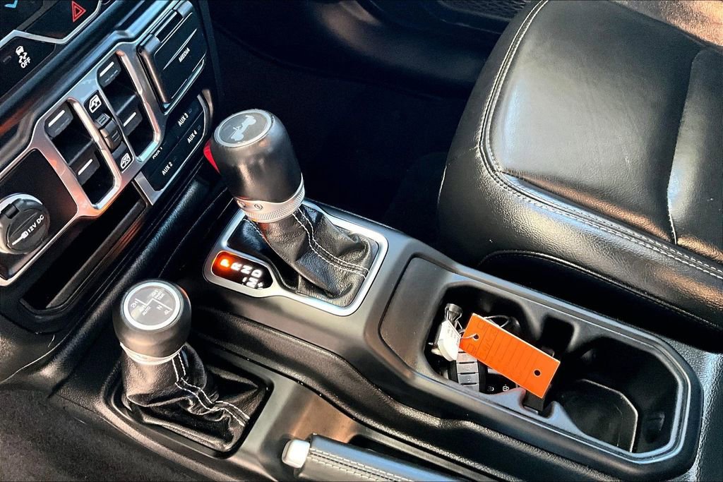 Used 2021 Jeep Wrangler Unlimited Sahara 4xe w/ Cold Weather Group image 16