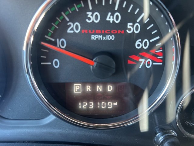 Used 2017 Jeep Wrangler Unlimited Rubicon image 27