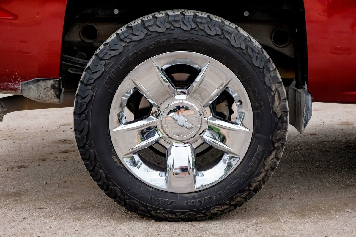 Used 2016 Chevrolet Silverado 1500 LTZ Z71 w/ LTZ Plus Package AWD/4WD image 60
