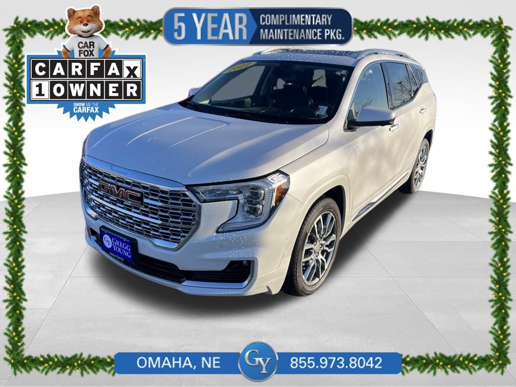 Used 2022 GMC Terrain Denali w/ Denali Premium Package