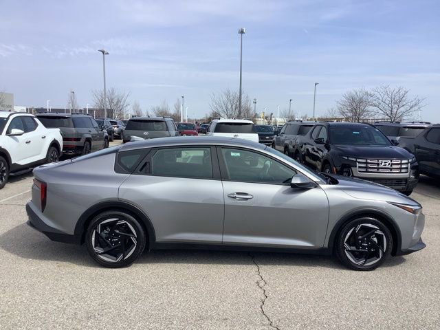 Used 2025 Kia K4 EX image 7