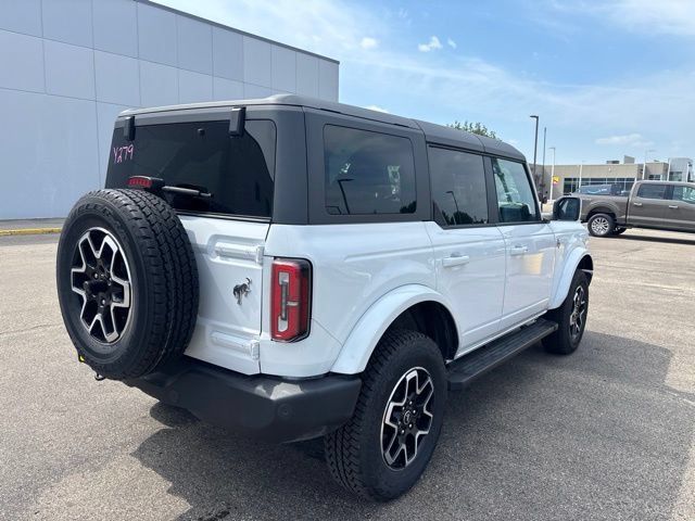 Used 2024 Ford Bronco Outer Banks AWD/4WD image 6
