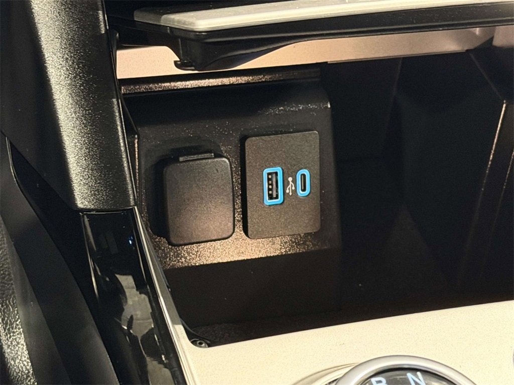 Used 2024 Ford Explorer ST w/ Equipment Group 401A image 19