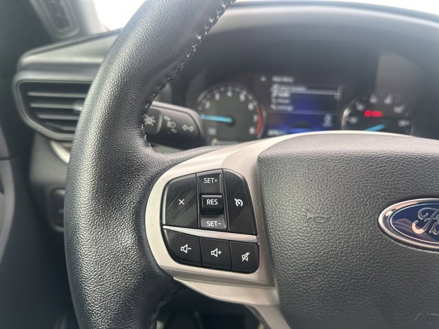 Used 2022 Ford Explorer XLT image 23