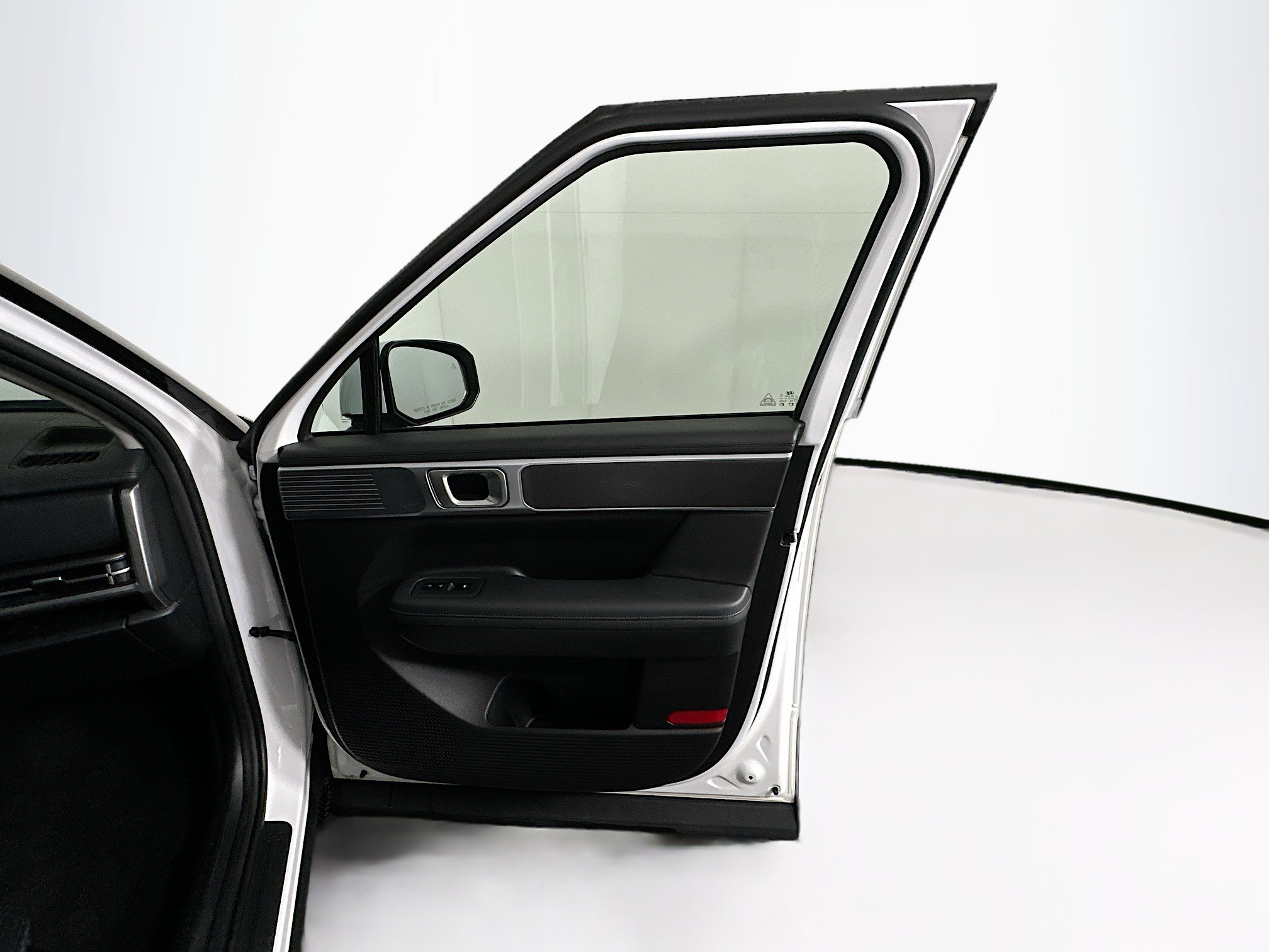 Used 2025 Hyundai Santa Fe SEL image 30