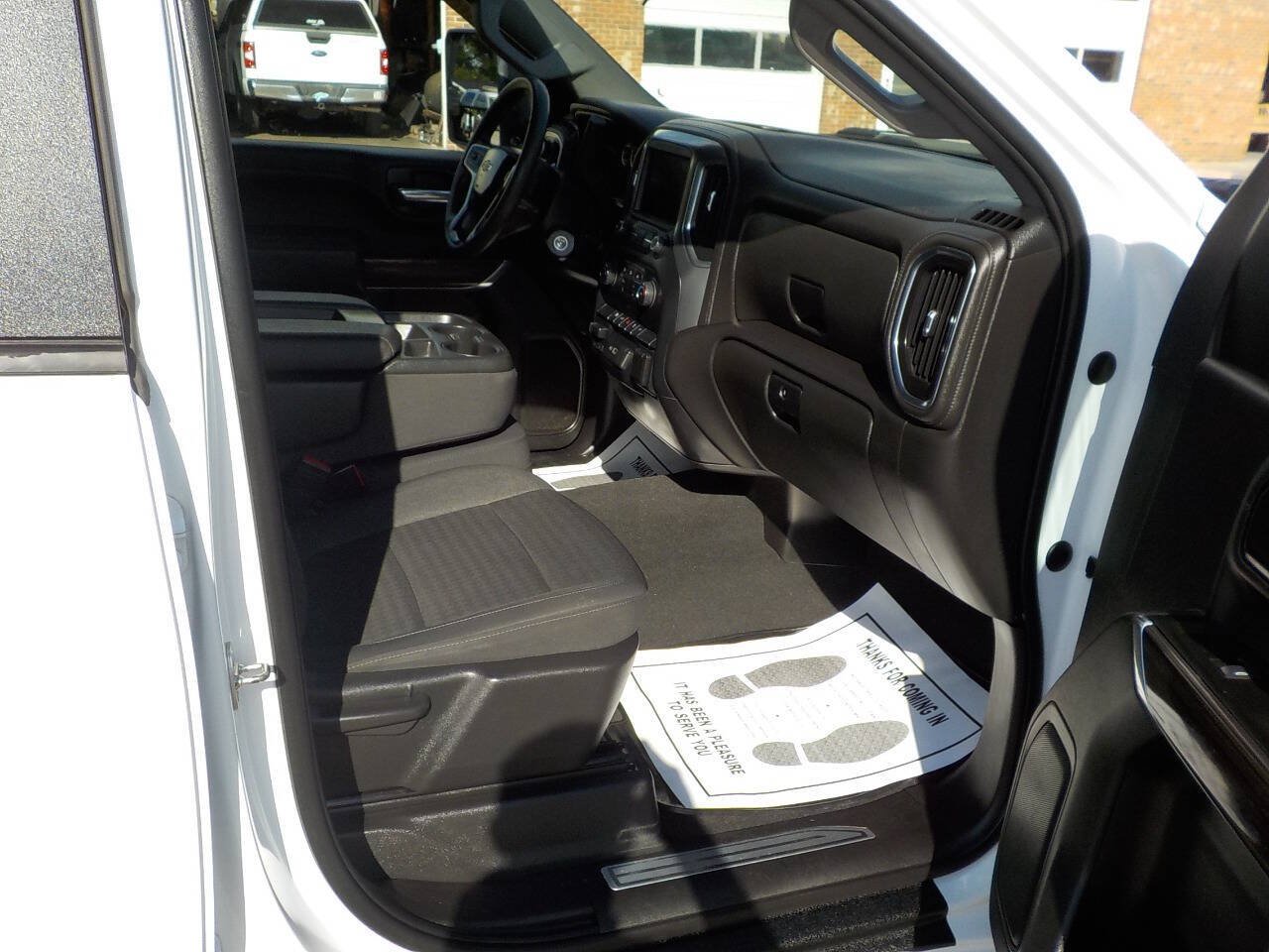 Used 2022 Chevrolet Silverado 2500 LT AWD/4WD image 27