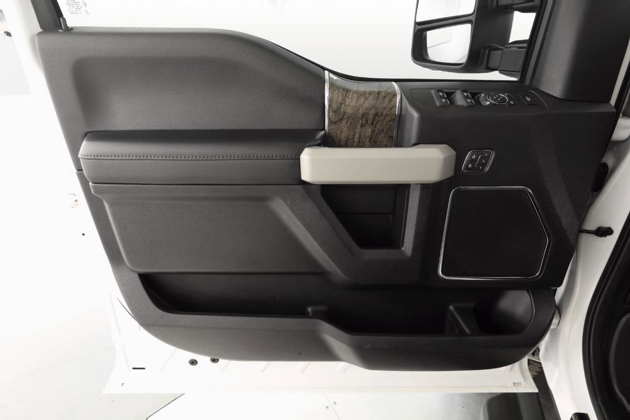 Used 2019 Ford F250 Lariat image 11