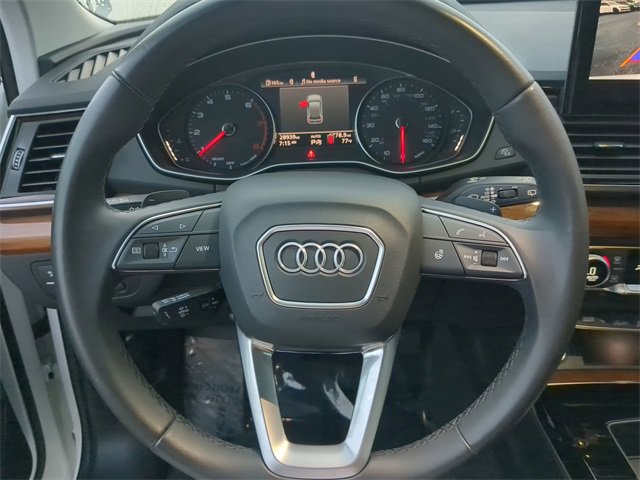 Used 2023 Audi Q5 2.0T Premium w/ Convenience Package image 29