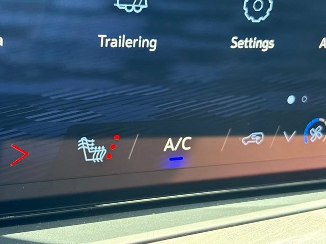 New 2026 Chevrolet Suburban Z71 w/ Comfort Package AWD/4WD image 35