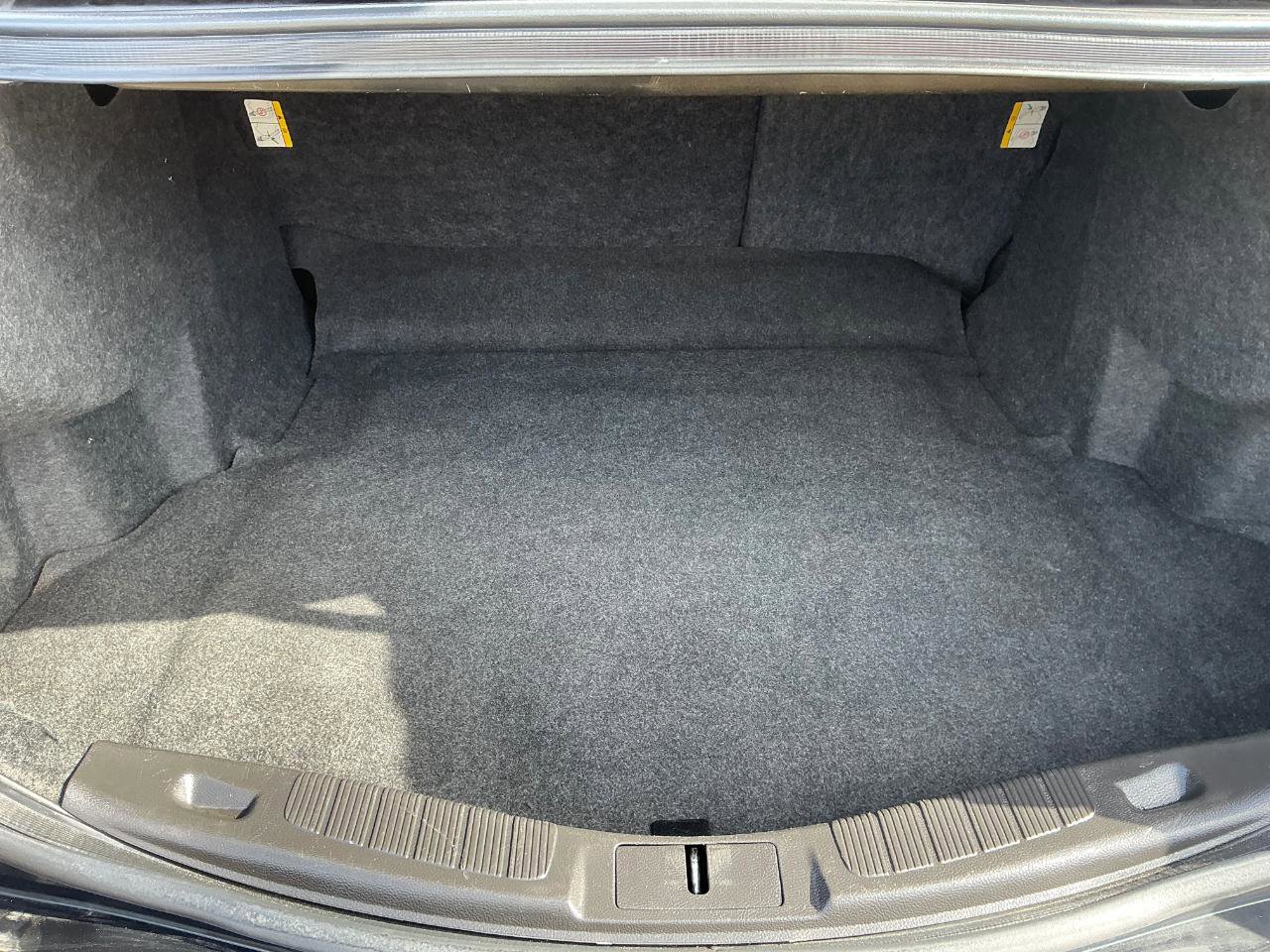 Used 2014 Ford Fusion SE image 12