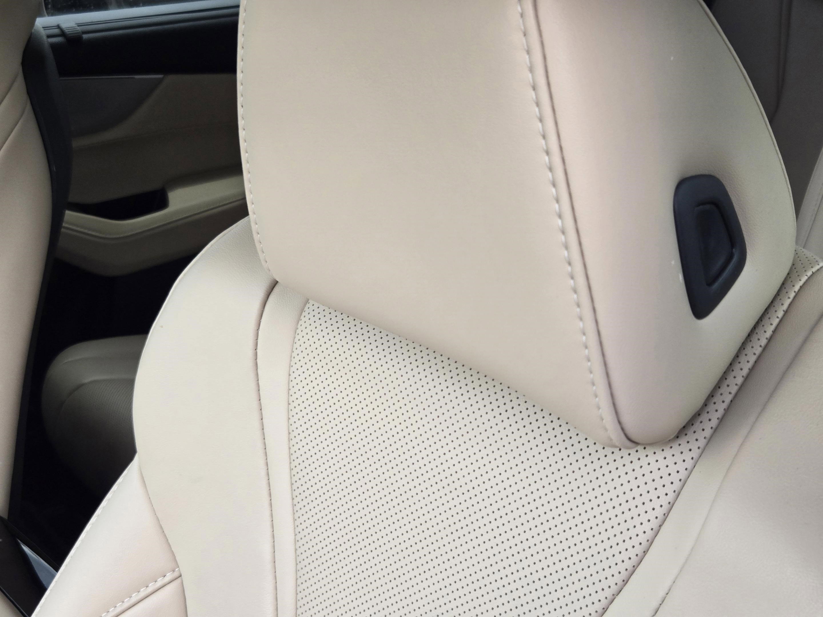 Used 2024 Acura MDX FWD w/ Technology Package image 18