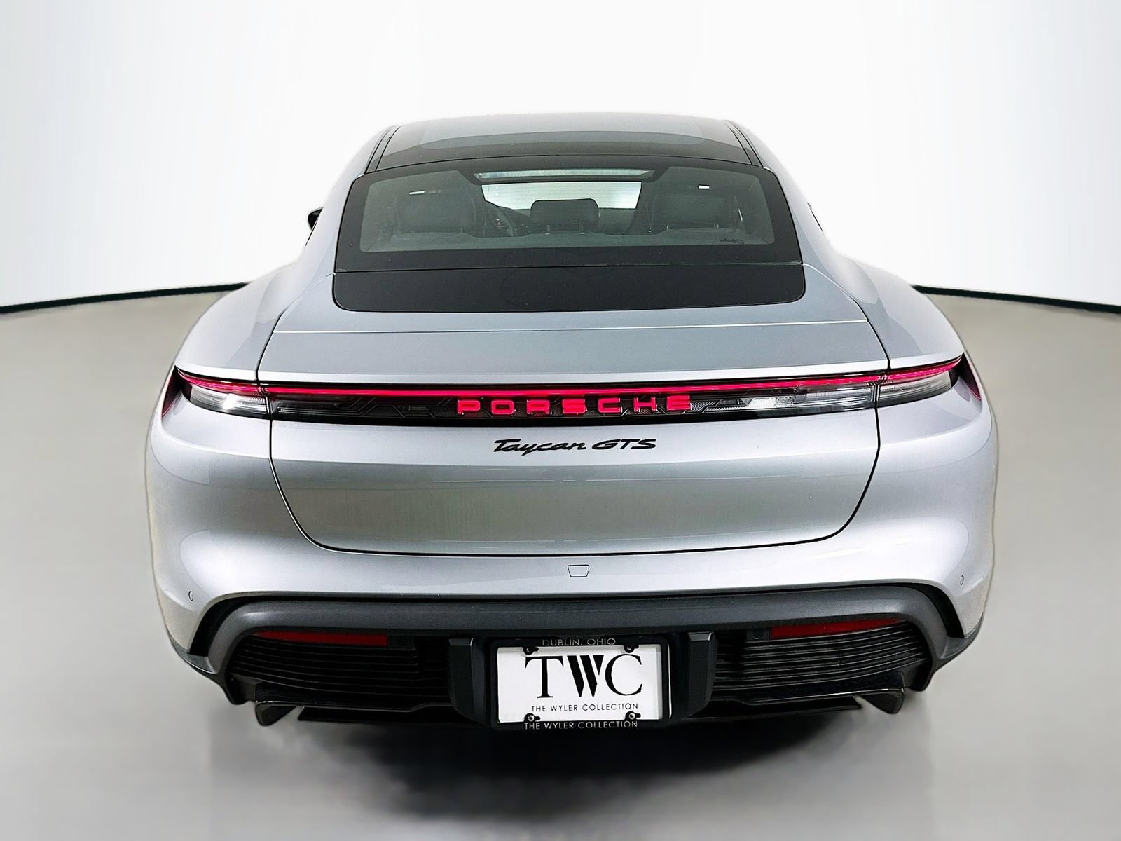 New 2026 Porsche Taycan GTS AWD/4WD image 6