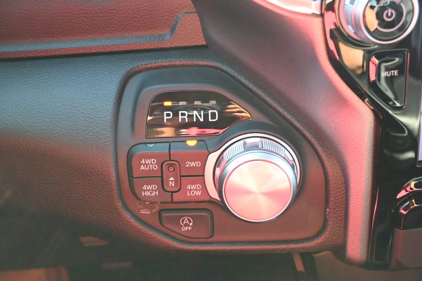 New 2025 RAM 1500 Laramie image 19