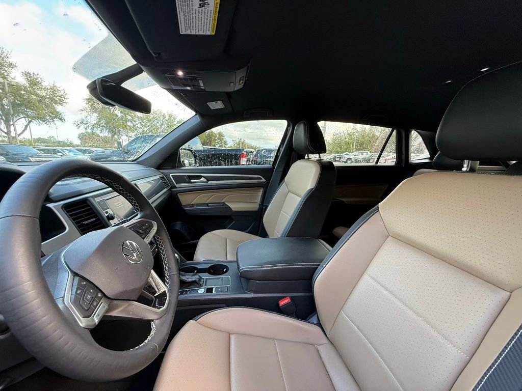 Used 2023 Volkswagen Atlas Cross Sport SE image 21