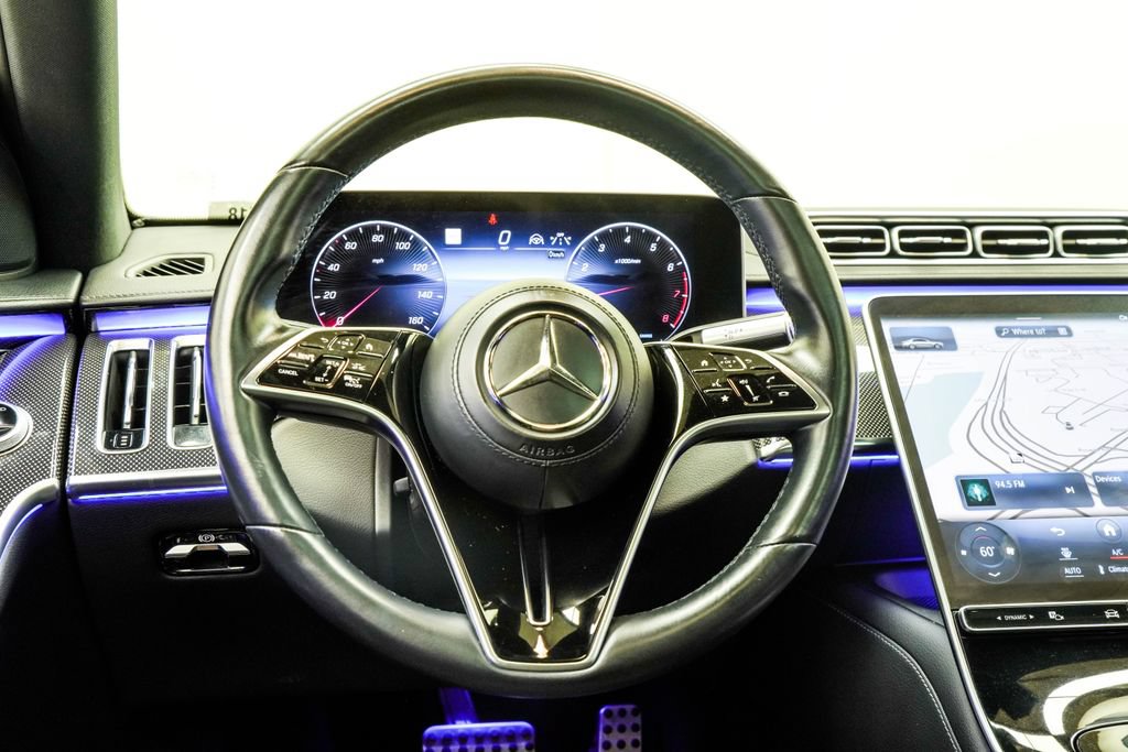 Used 2022 Mercedes-Benz S 500 4MATIC w/ AMG Line Package image 22