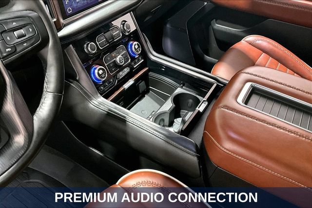 Used 2024 GMC Yukon XL Denali Ultimate AWD/4WD image 24