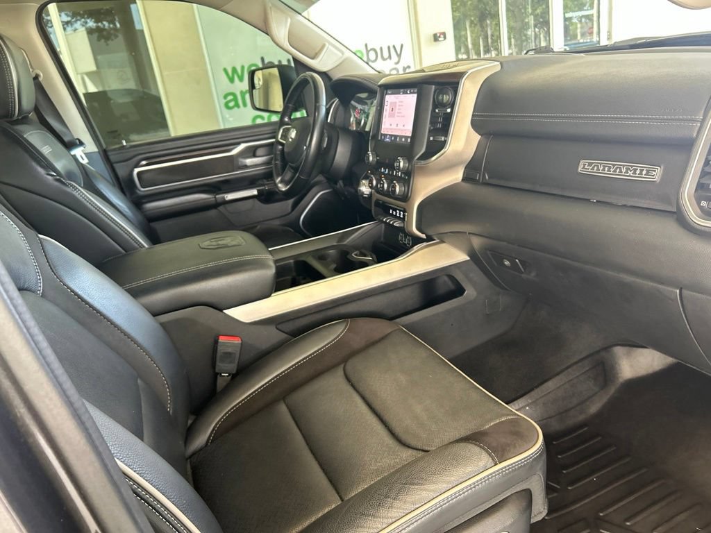 Used 2022 RAM 1500 Laramie AWD/4WD image 28
