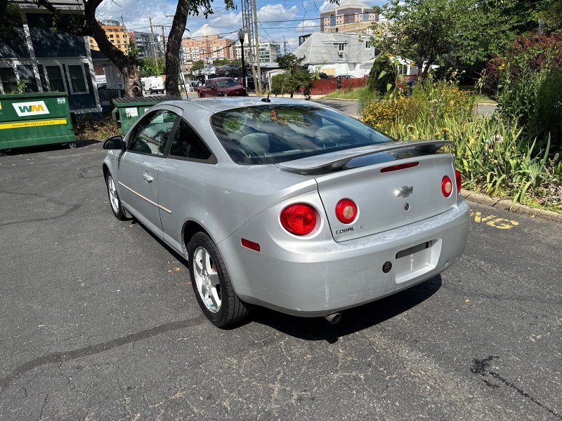 Used 2006 Chevrolet Cobalt LT w/ Preferred Equipment Group FWD image 4