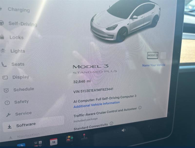 Used 2021 Tesla Model 3 Standard Range Plus RWD image 4