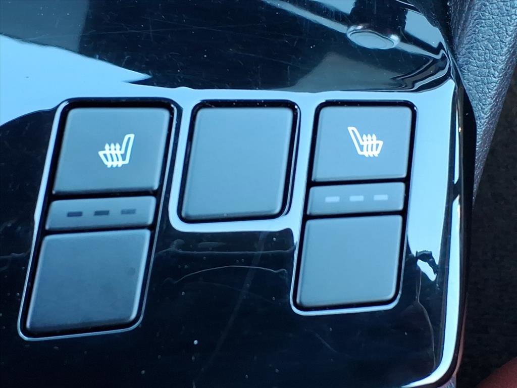 Used 2024 Kia Sportage SX image 30