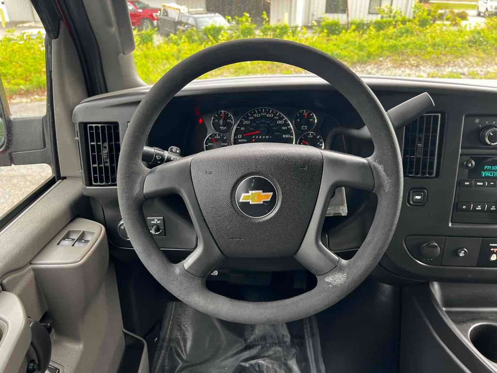 Used 2016 Chevrolet Express 2500 Work Van image 15