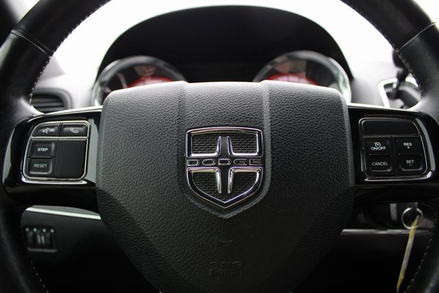 Used 2016 Dodge Grand Caravan SXT image 15